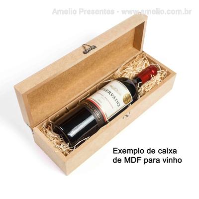 Vinho Italiano Primitivo IGT na caixa de MDF