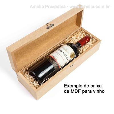 Vinho Italiano Chianti DOCG na caixa de MDF