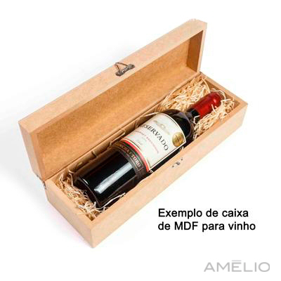 Vinho Brasileiro Dom Guerino Riesling na caixa de MDF