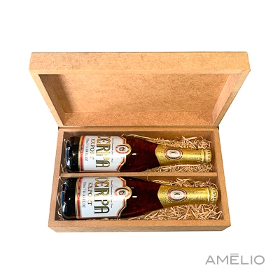 Kit  2 cervejas na caixa de MDF