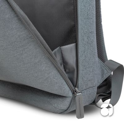 Mochila Premium com detalhes em PU