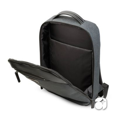 Mochila Premium com detalhes em PU